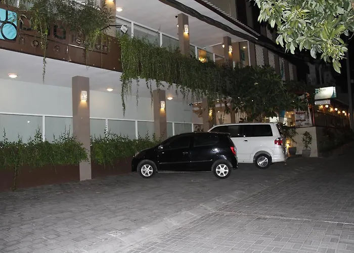 Duo Legian (Bali)
